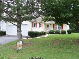 76 Sandy Dr, Martinsburg, WV 25404