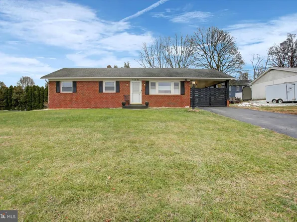 10894 Grindstone Hill Rd, Greencastle, PA 17225