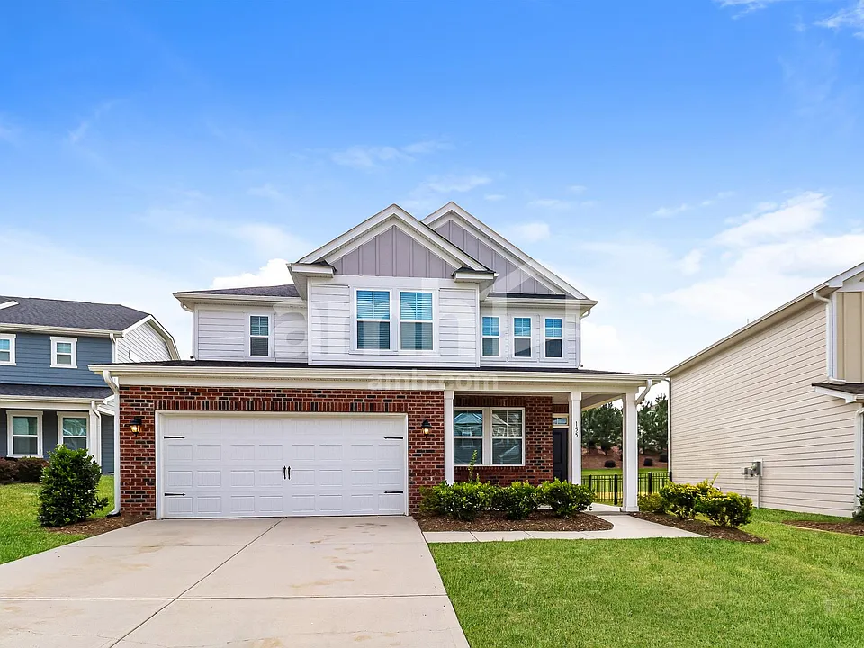 155 Twin River Dr
