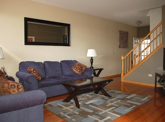 4th image of 8417 Stratford Dr