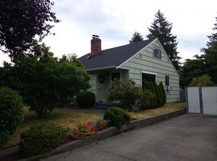 9020 34th Ave SW, Seattle, WA 98126