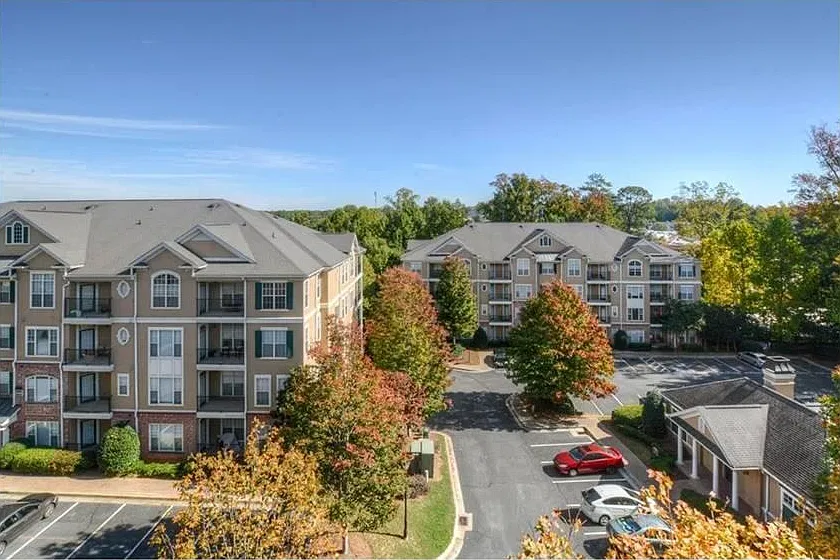 2 bed, 1250 sqft, $2,000 — Photo 3