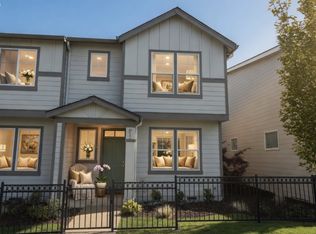 861 N 19th Ave, Cornelius, OR 97113