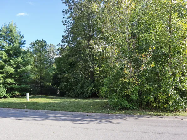3105 W Brenwick Ln, Muncie, IN 47304