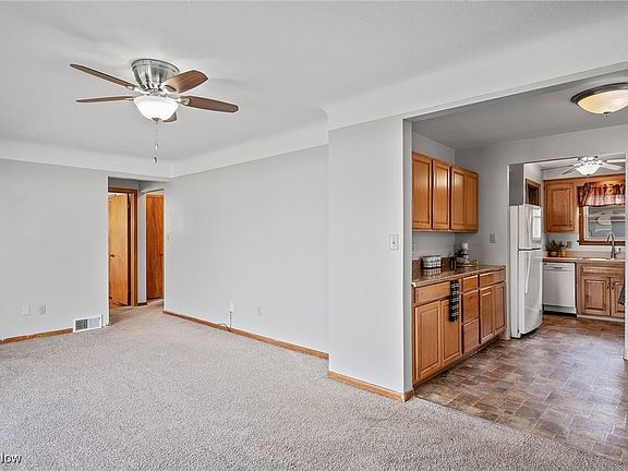 5th image of 29310 Green Dr