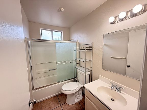 5th image of 475 South Ave E Suite 15
