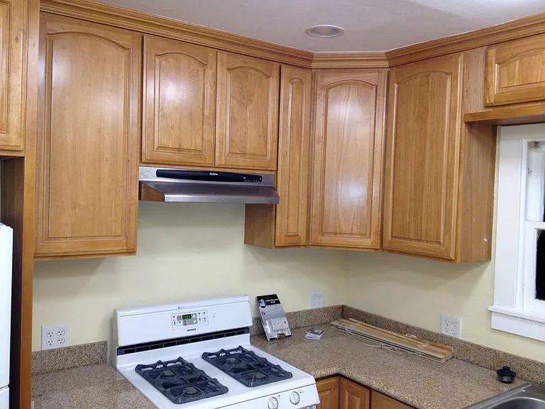 1406 Holly St — Photo 7