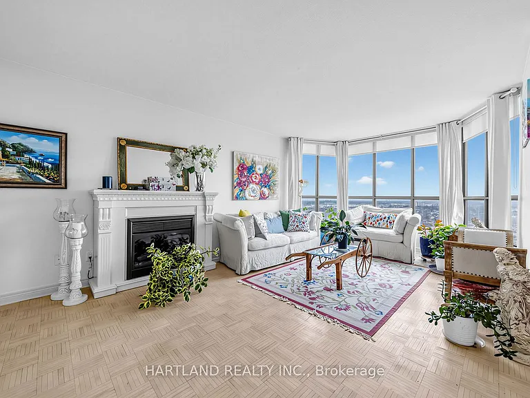 1333 Bloor St #2409 — Photo 4