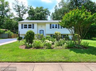 12815 Wrexham Rd, Herndon, VA 20171