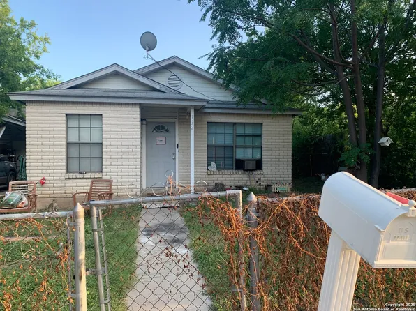 132 University, San Antonio, TX 78201