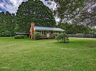 1820 Old Mill Rd, Wallace, NC 28466