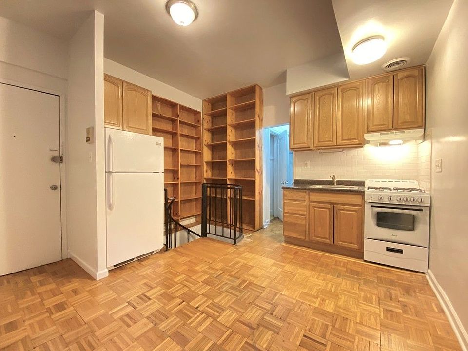 1st image of 303 W 106th St APT 2