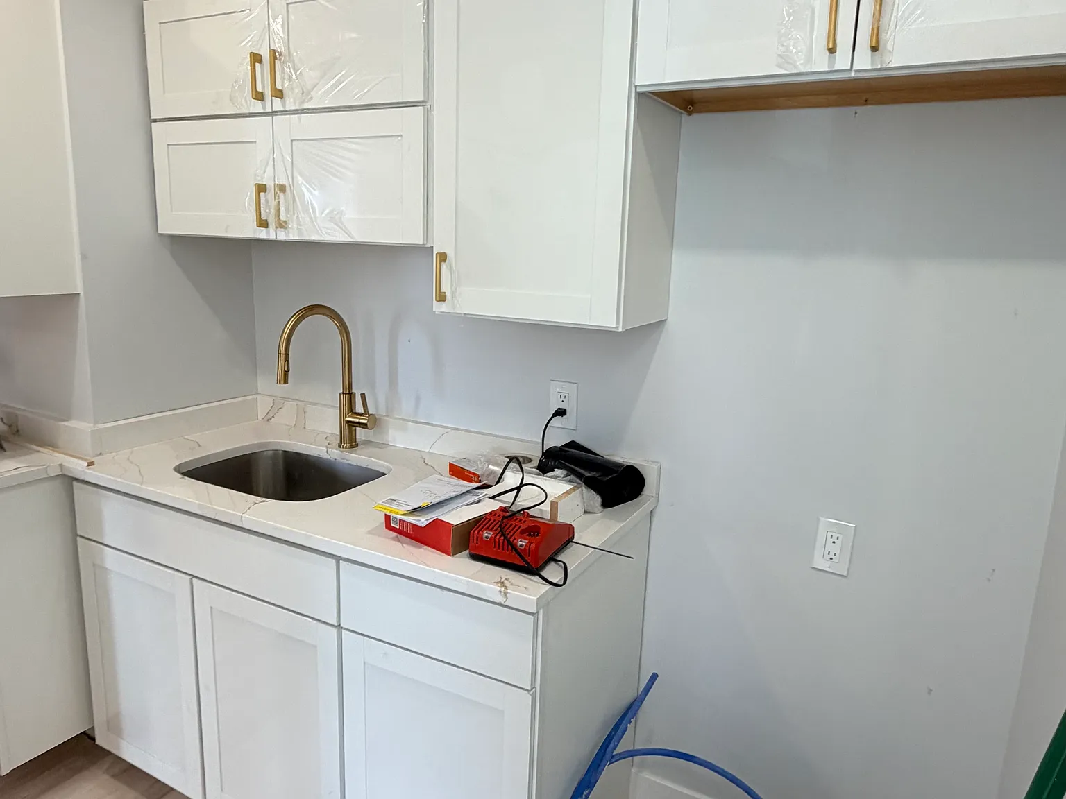 3 bed, $3,400 — Photo 2