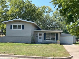 1957 N High St, Wichita, KS 67203