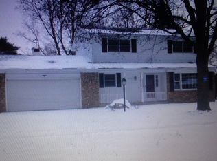 7772 Canary Ln, Jenison, MI 49428