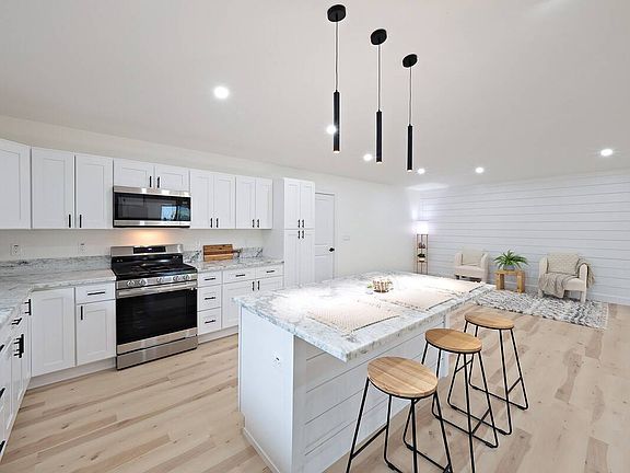 4th image of 16-2083 Lilikoi Dr