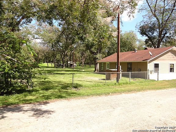 2nd image of 845 Shadylon Ln