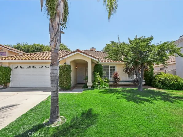 19465 Sweetwood Ln, Lake Elsinore, CA 92530