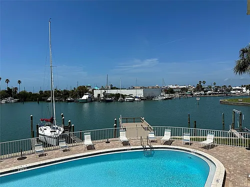 12500 Capri Cir N #401 Photo 1