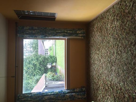 4th image of 1151 Daggett St