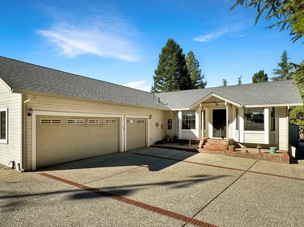 22656 Sunset Ridge Dr, Auburn, CA 95602