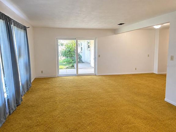 4th image of 6123 HALIFAX DRIVE