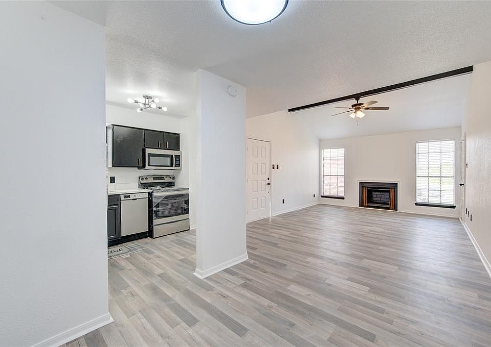 1st image of 12500 Sandpiper Drive #140