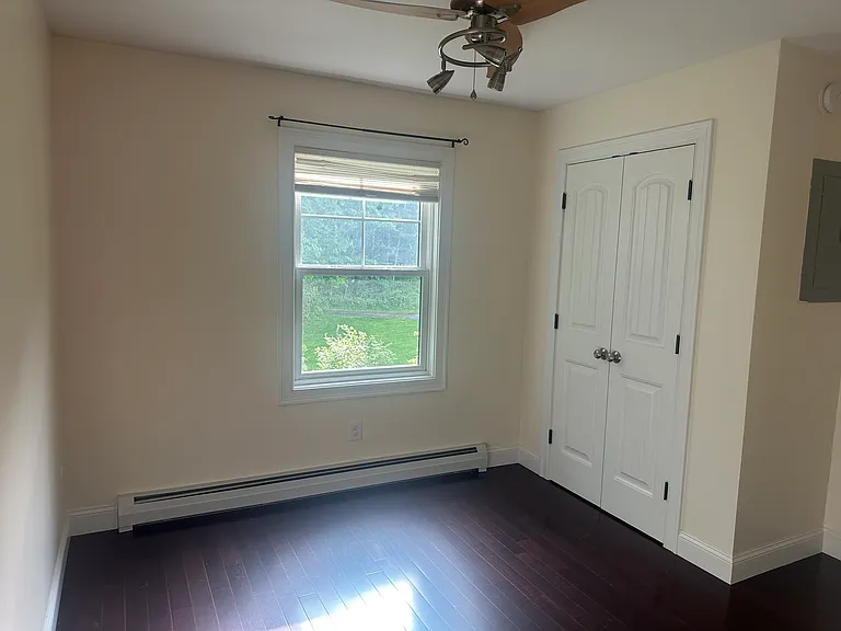 8 Emerald Pond — Photo 1