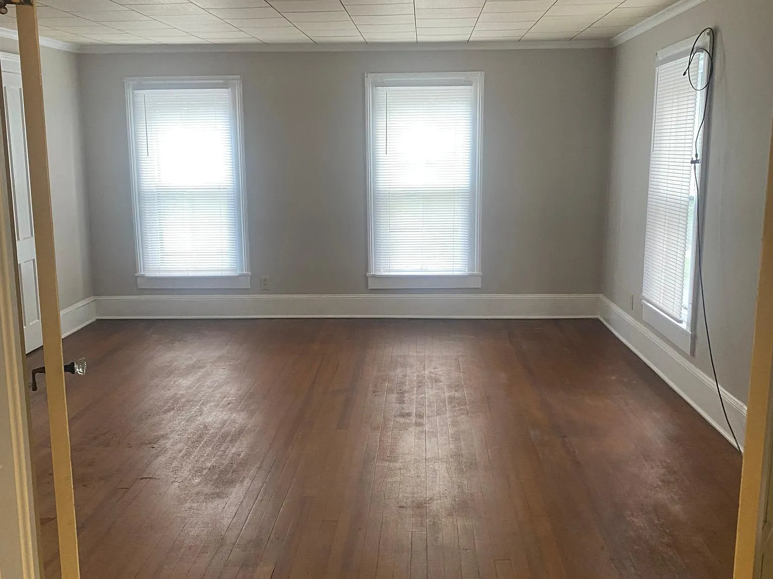 2 bed, 1200 sqft, $1,200 — Photo 4