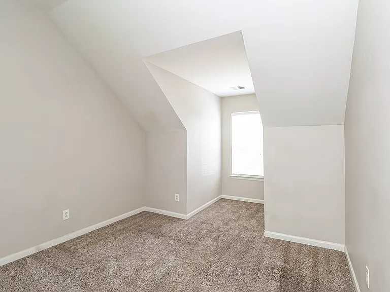 7823 Montbrook Dr — Photo 13