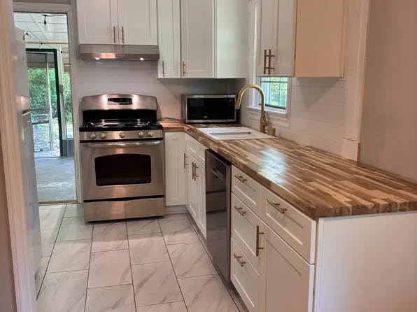 1740 Crestridge Dr, Marietta, GA 30067