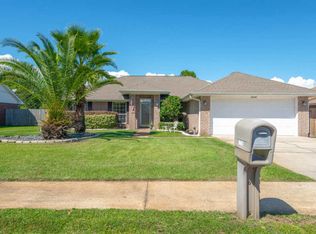 8240 Hartington Dr, Navarre, FL 32566