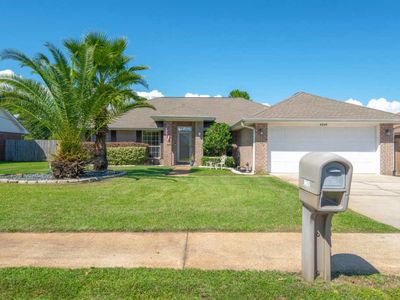 8240 Hartington Dr, Navarre, FL, 32566