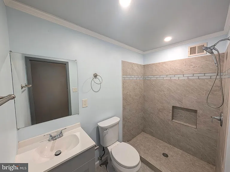 1834 S 28th St — Photo 19