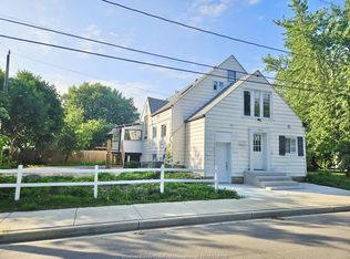 3216 Manchester Rd #2, Windsor, ON N9C1X9