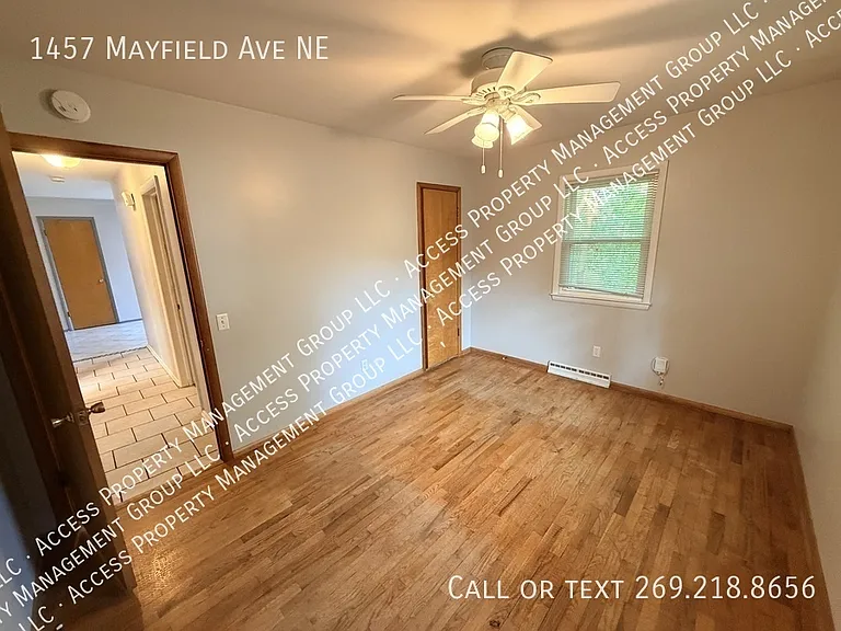 1457 Mayfield Ave NE — Photo 18