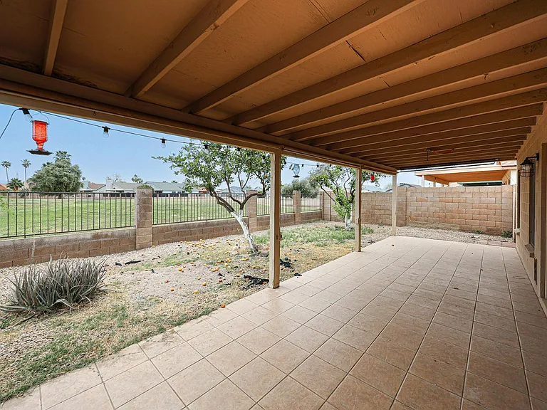 10935 W Ruth Ave — Photo 27