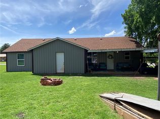 502 S Cearlock Ave, Cheyenne, OK 73628