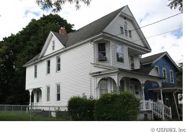 2nd image of 127 Jefferson Ave