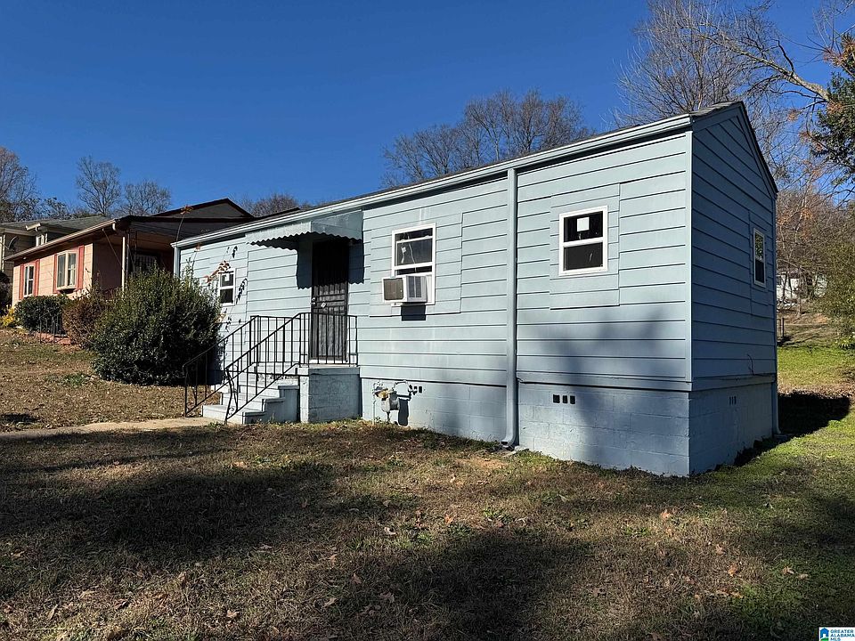 1st image of 1524 34th St