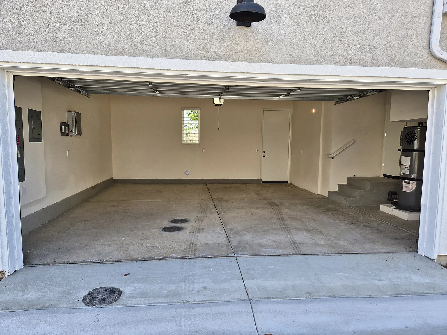369 Moonstone Gln — Photo 3