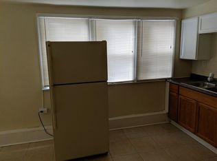 311 E Chicago St APT 1, Elgin, IL 60120