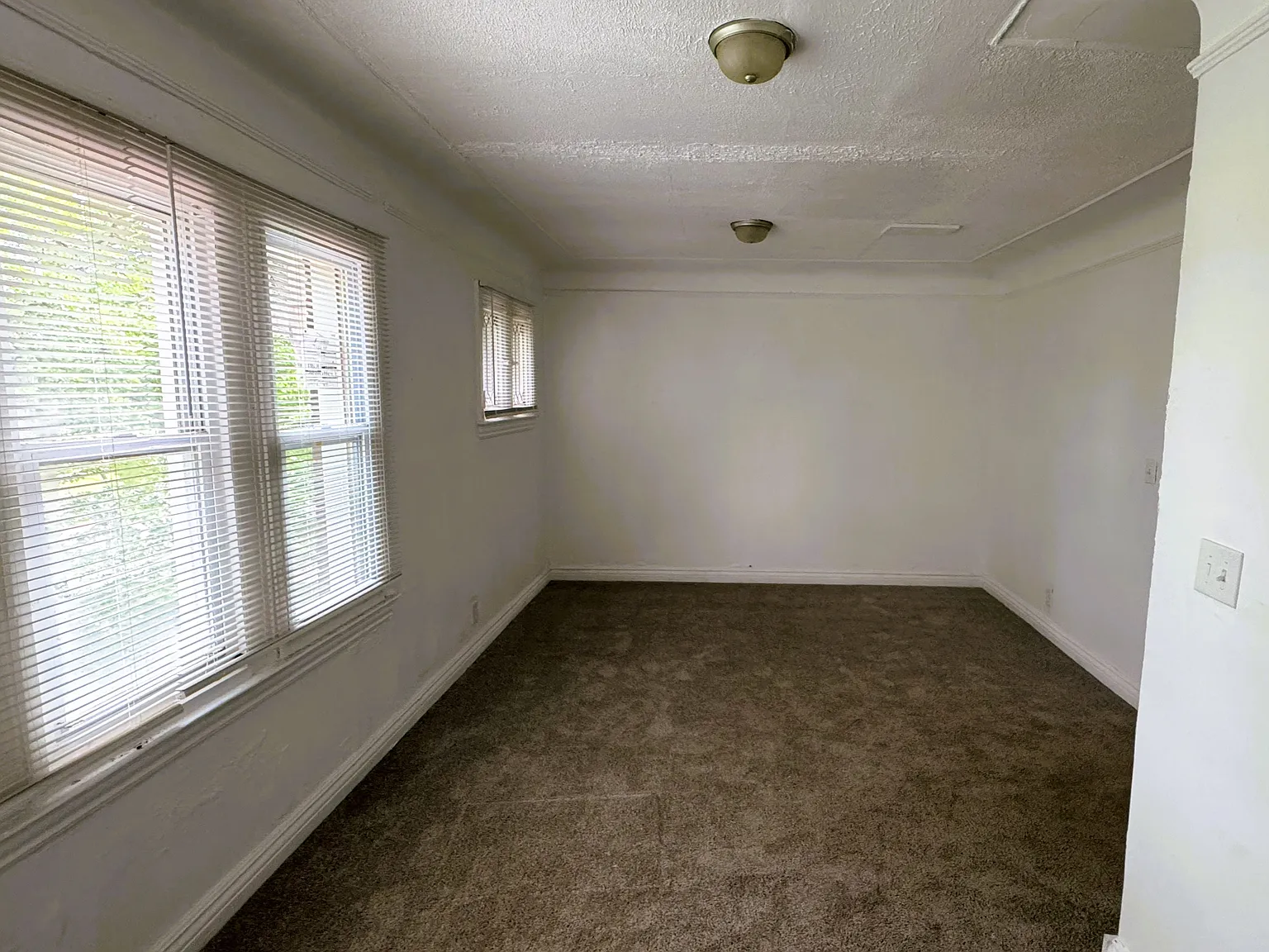Now Leasing! 5292 Dickerson Ave, Detroit, MI 48213 — Photo 2