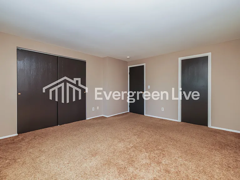 8307 Mount Carmel St — Photo 10