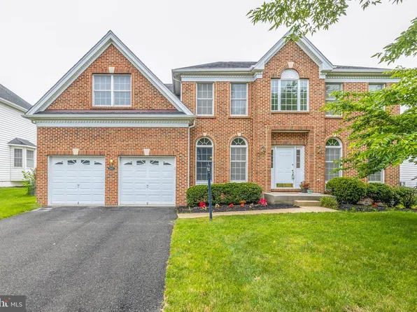 22829 Queensbridge Dr, Ashburn, VA 20148