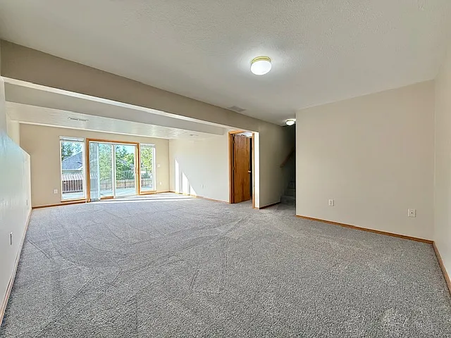 814 E Country Hill Ct — Photo 20