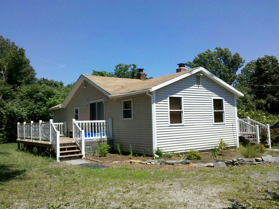 1st image of 107 Ingell St