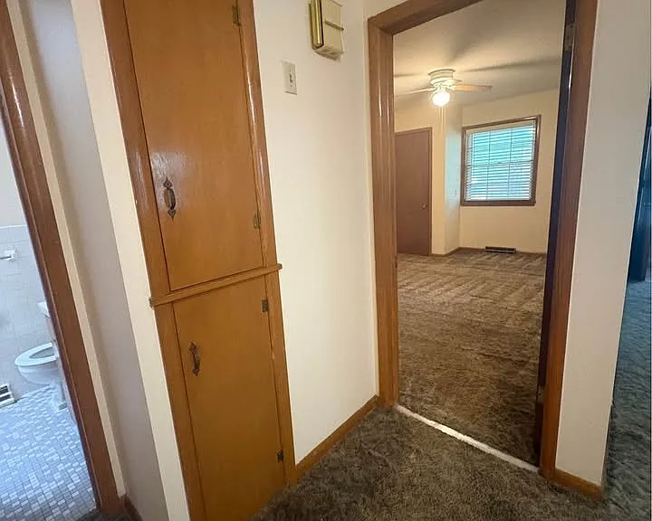 1258 E Elm St #13 — Photo 12