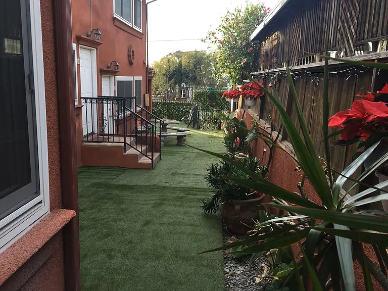 2055 Albatross St #3 — Photo 20