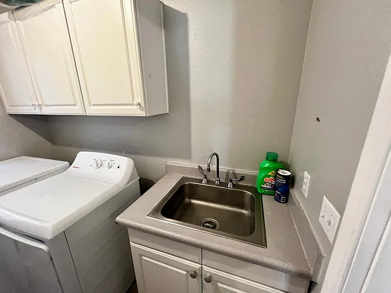 1631 N Garrett Dr — Photo 16